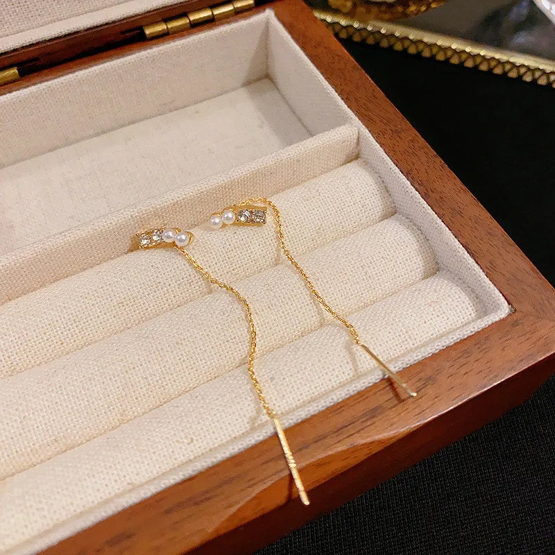 THE GOLDEN COCOON PEARL DROPS
