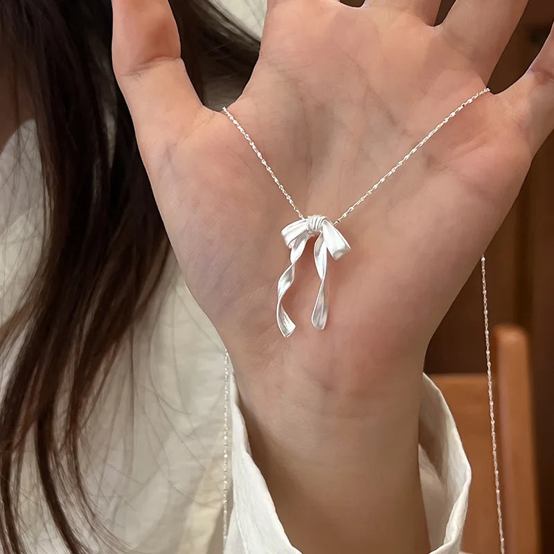 THE ETHEREAL RIBBON BOW